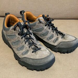 Oboz men’s size 9 sawtooth shoes
